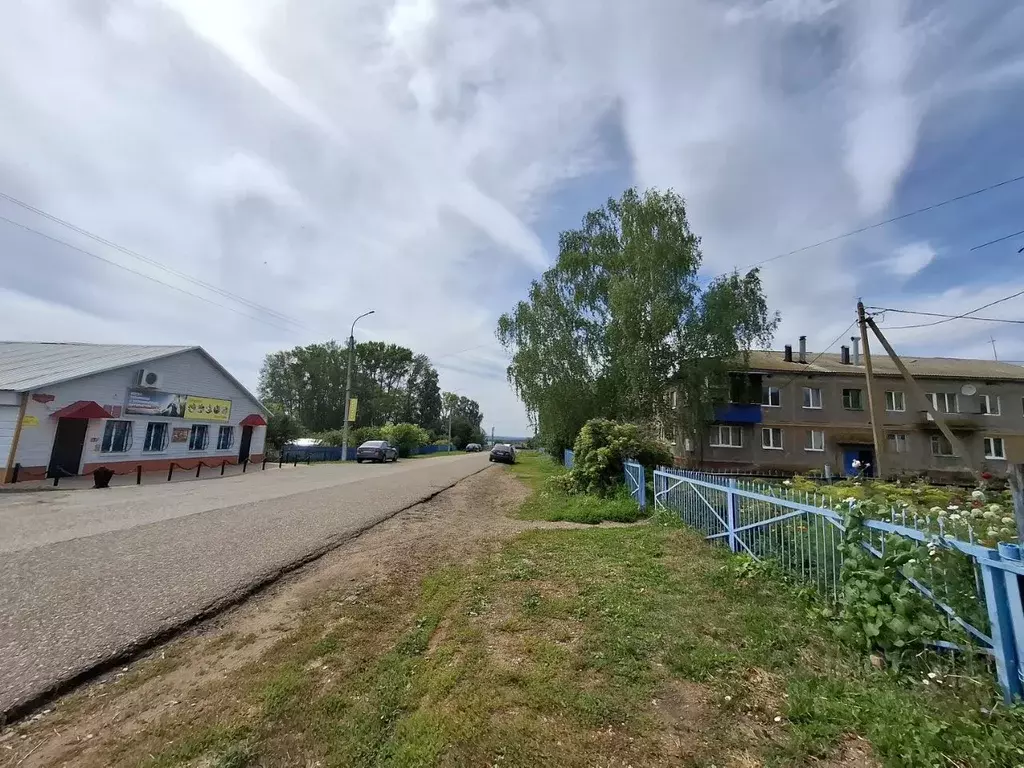 2-к кв. Башкортостан, Благовещенский район, Новонадеждинский ... - Фото 2