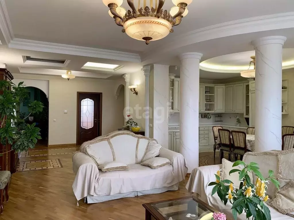 3-к кв. Тюменская область, Тюмень ул. Пржевальского, 35к5 (169.0 м) - Фото 1