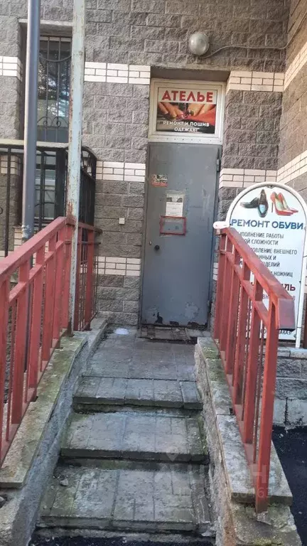 Помещение свободного назначения в Санкт-Петербург ул. Ушинского, 3к3 ... - Фото 1