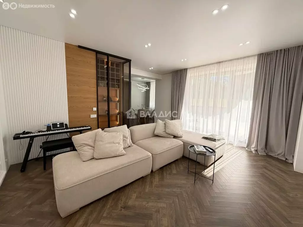 3-комнатная квартира: Чита, Красноармейская улица, 35А (123.3 м) - Фото 1