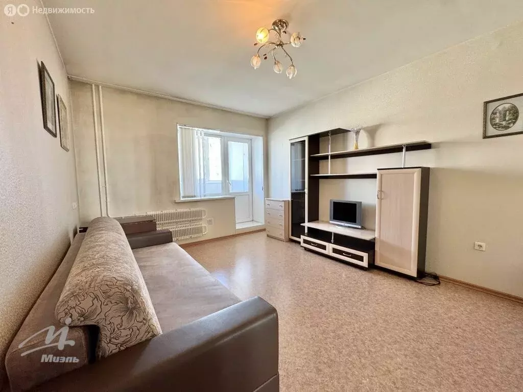 1-комнатная квартира: Барнаул, Балтийская улица, 12 (40.8 м) - Фото 1