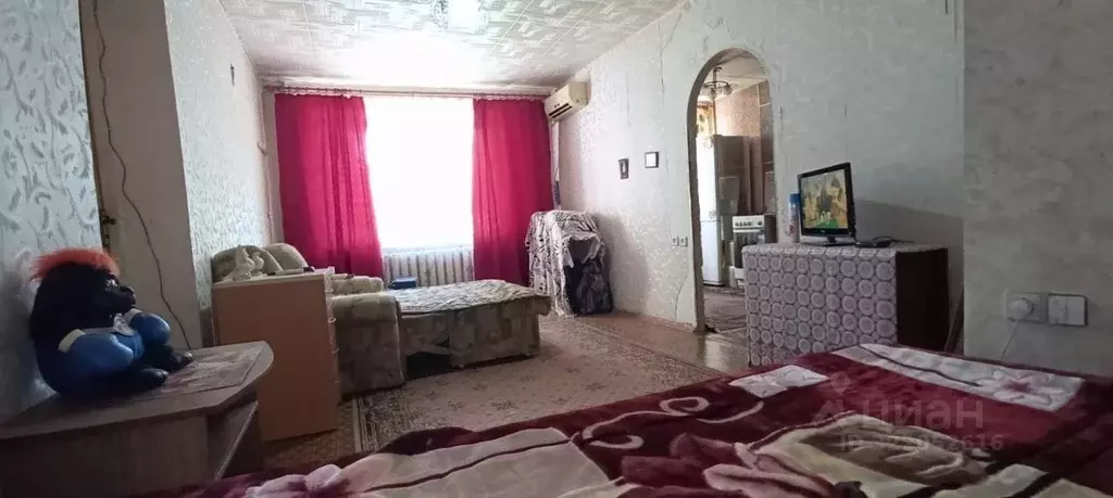 2-к кв. Волгоградская область, Волгоград ул. Рокоссовского, 44 (42.7 ... - Фото 0
