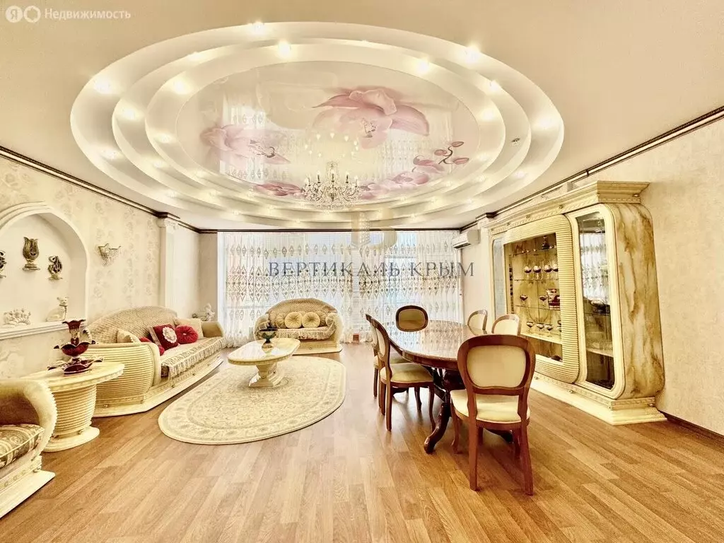 3-комнатная квартира: Ялта, Загородная улица, 17Д (110 м) - Фото 1