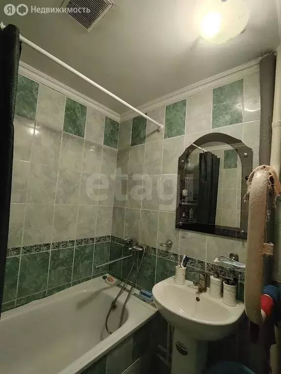 3-комнатная квартира: Майкоп, улица 12 Марта, 150к1 (65.2 м) - Фото 2