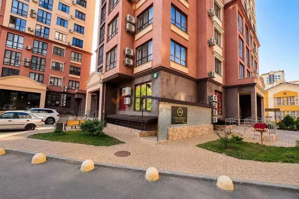 Офис в Крым, Симферопольский район, с. Мирное ул. Крымской Весны, 5к7 ... - Фото 2