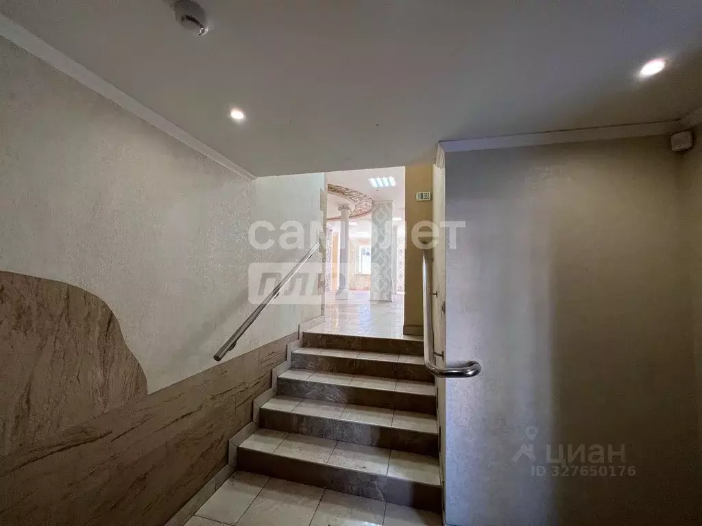 Помещение свободного назначения в Курская область, Курск просп. ... - Фото 2