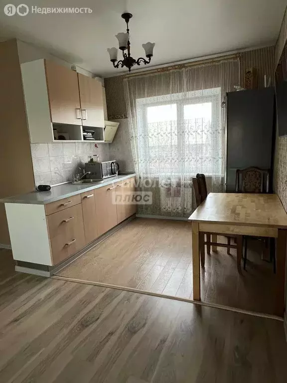 Дом в село Новомосковка, Центральная улица, 48А (57 м) - Фото 1