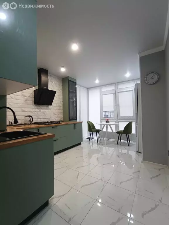2-комнатная квартира: Нальчик, улица Тлостанова, 32 (67 м) - Фото 0