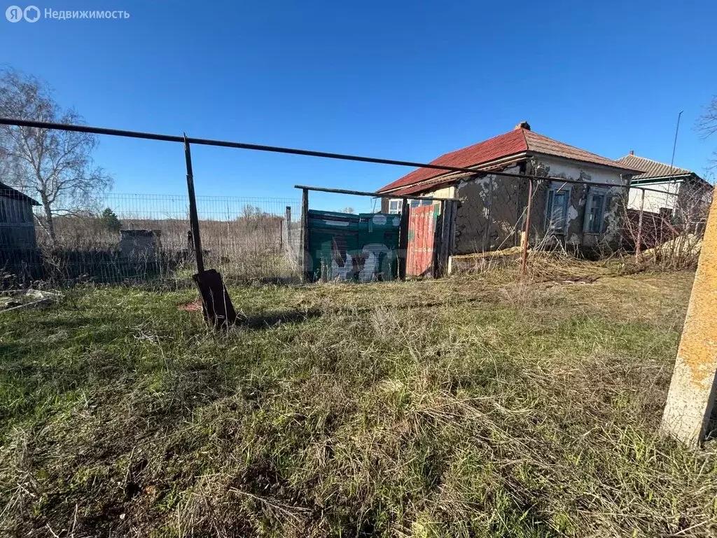 Дом в Балашовский район, рабочий посёлок Пинеровка, улица Ленина (33.4 ... - Фото 1