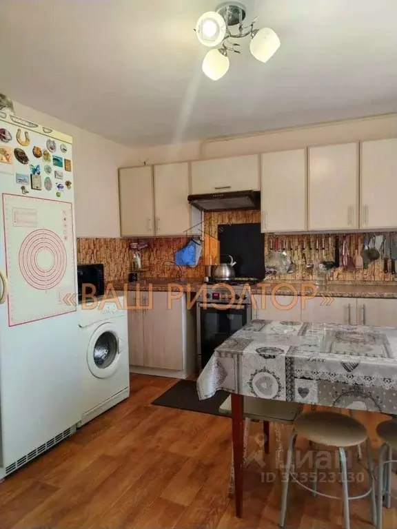 Дом в Белгородская область, Губкин Белгородская ул. (70 м) - Фото 1