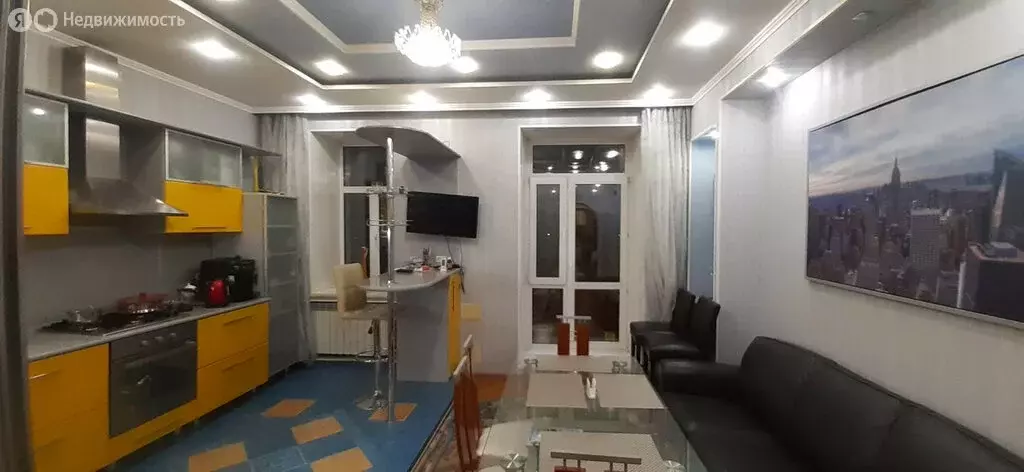 3-комнатная квартира: Курган, улица Максима Горького, 95 (94.1 м) - Фото 1