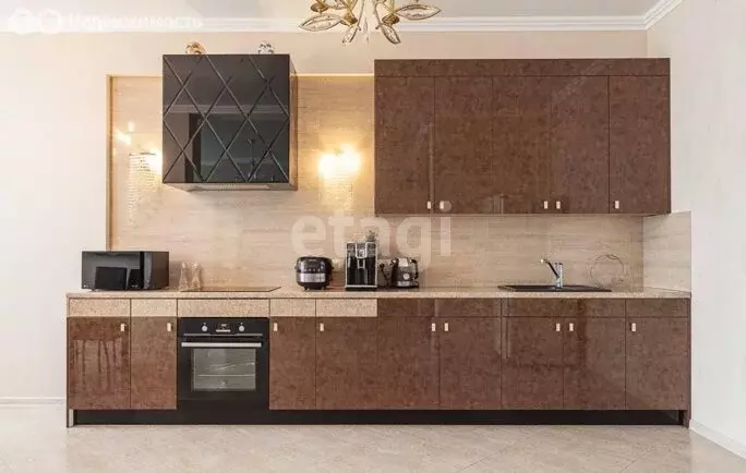 3-комнатная квартира: Казань, улица Оренбургский Тракт, 24А (93 м) - Фото 2