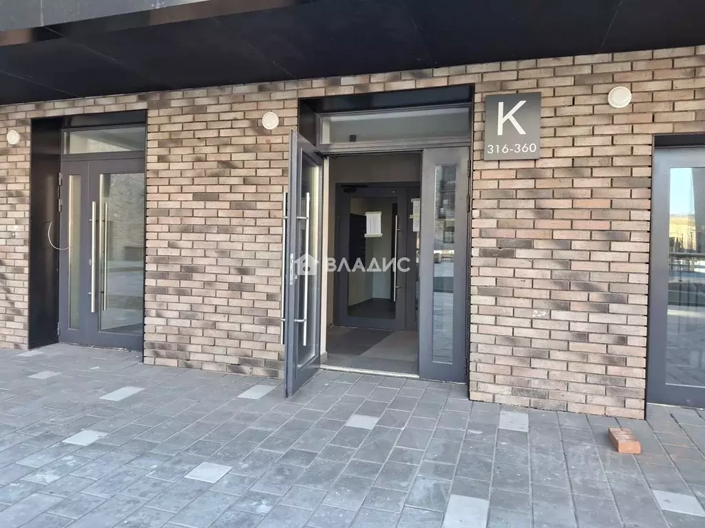 2-к кв. Бурятия, Улан-Удэ ул. Виталия Сукуева, 2к1 (52.8 м) - Фото 2