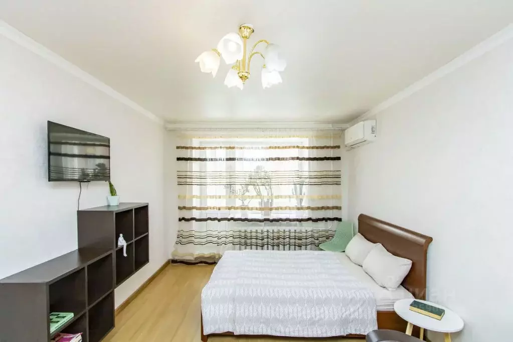 1-к кв. Тюменская область, Тюмень ул. Мельникайте, 69 (34.6 м) - Фото 1