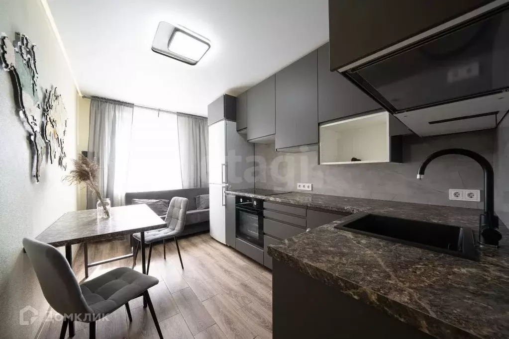 Продаётся 2-к квартира, 56.8 м - Фото 0