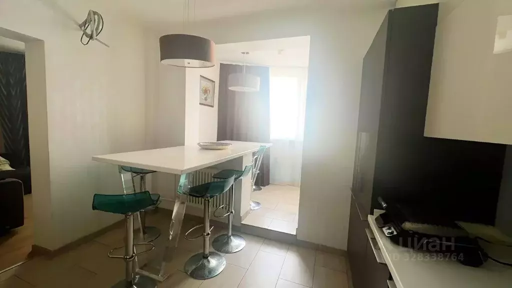 Квартира, 4 комнаты, 100.2 м - Фото 1