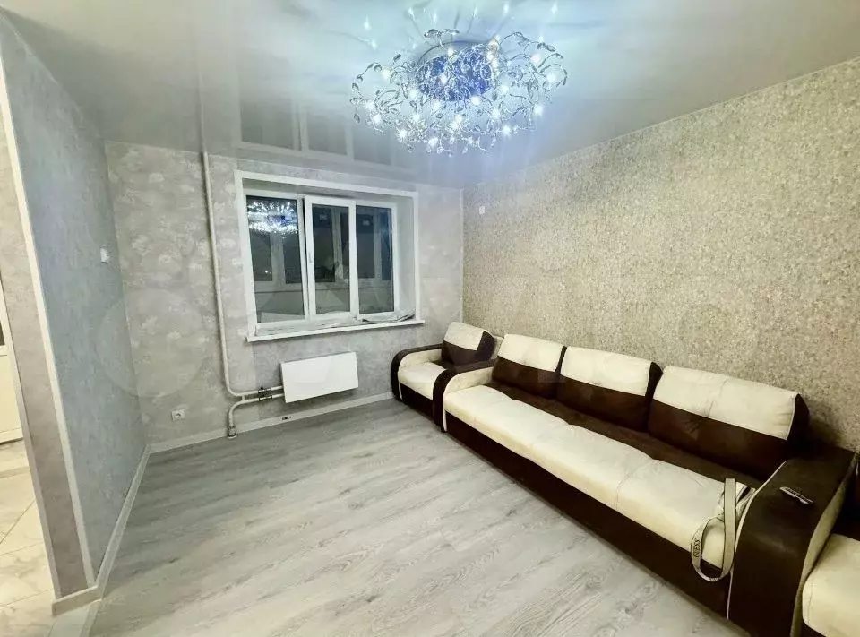 1-к. квартира, 40 м, 7/10 эт. - Фото 0
