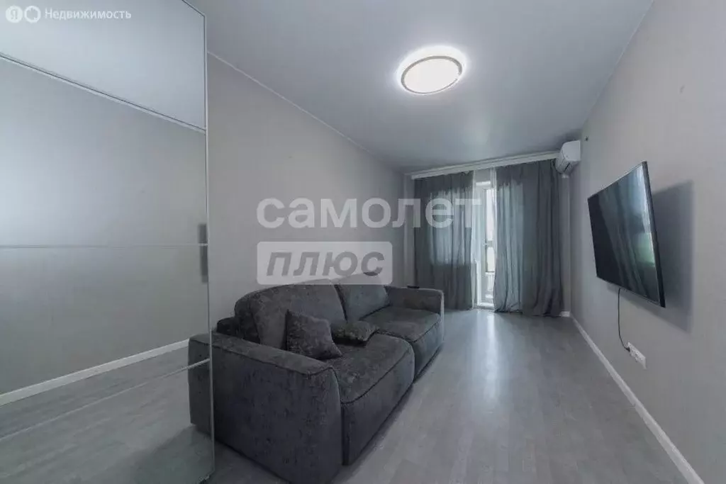 2-комнатная квартира: деревня Пирогово, улица Ильинского, 5 (61.4 м) - Фото 1