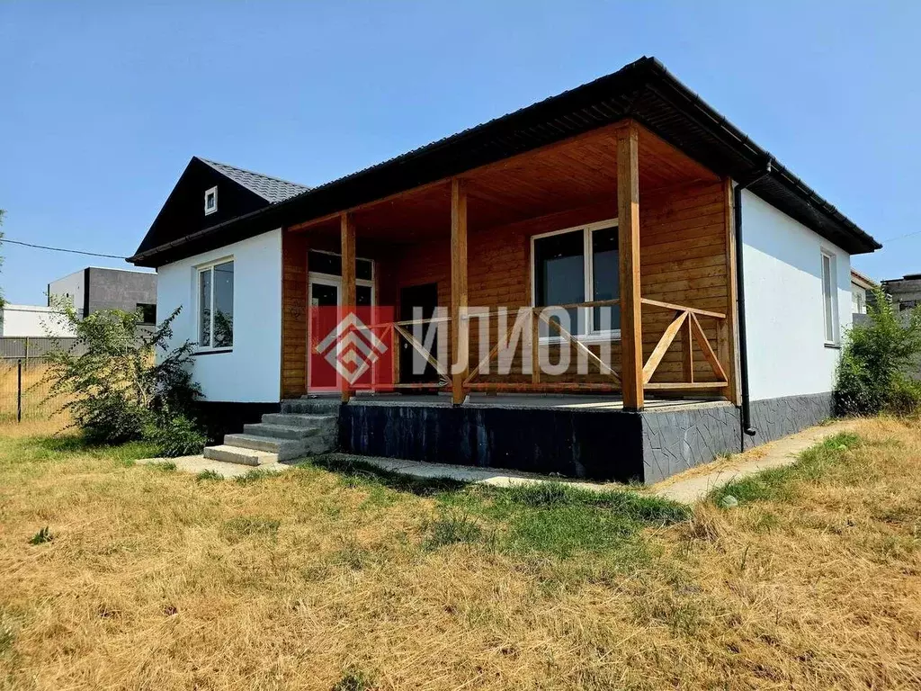 Дом в Севастополь ул. Генерала Провалова, 42А (100 м) - Фото 2