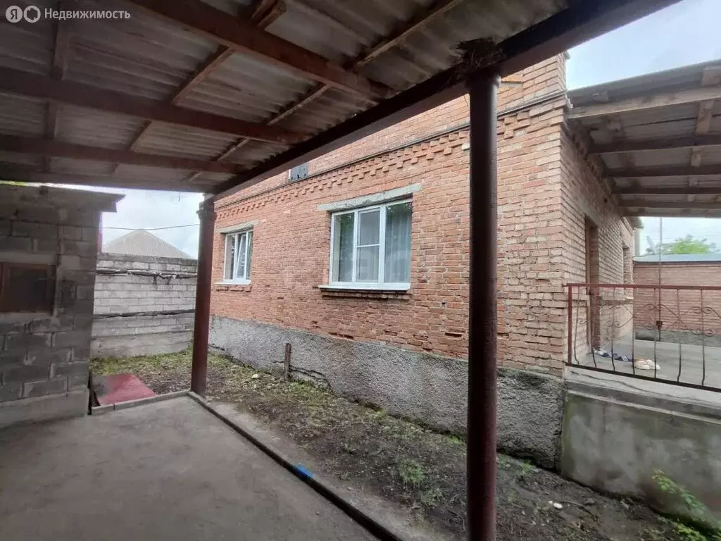 Дом в Ардон, улица Революции (145 м) - Фото 1
