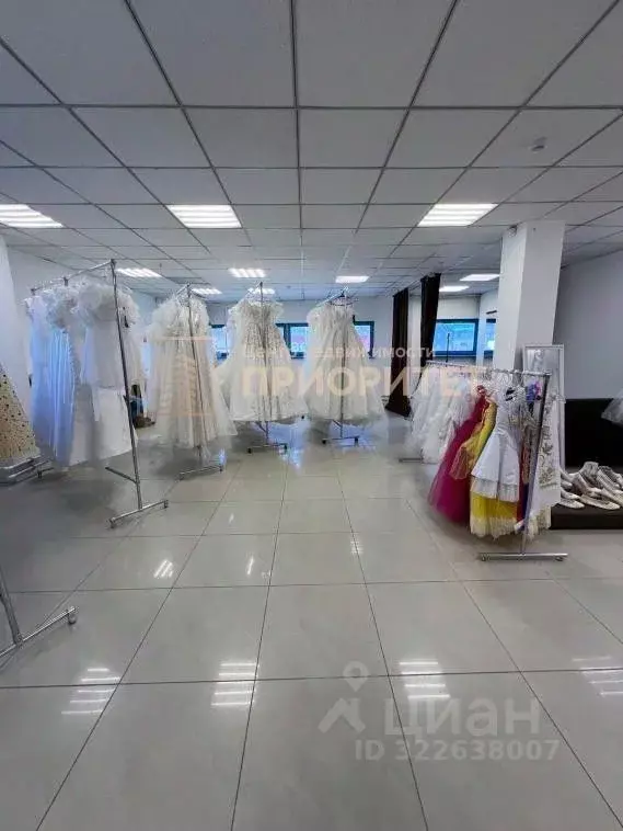 Торговая площадь в Саха (Якутия), Якутск ул. Рыдзинского, 24 (135 м) - Фото 1