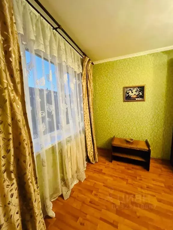 1-к кв. Омская область, Омск ул. 50 лет ВЛКСМ, 10 (30.0 м) - Фото 2