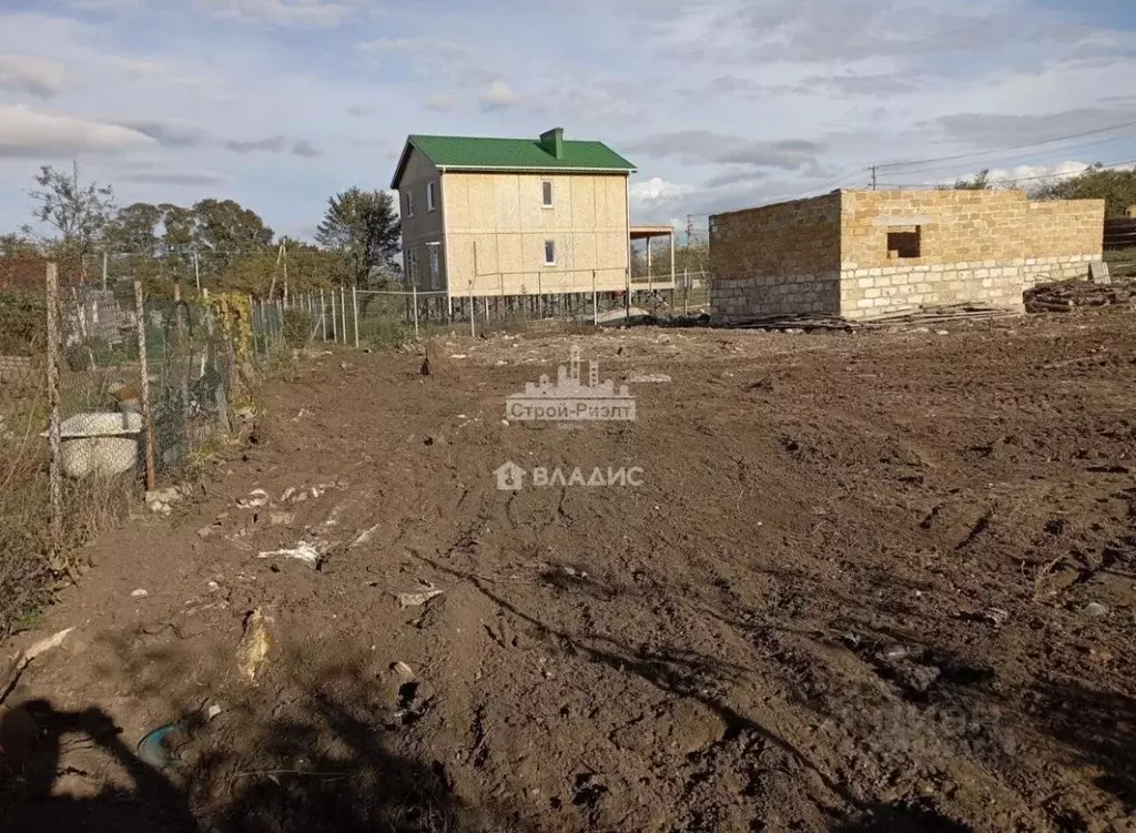 Участок в Крым, Ленинский район, с. Войково ул. Колхозная, 48 (9.0 ... - Фото 1