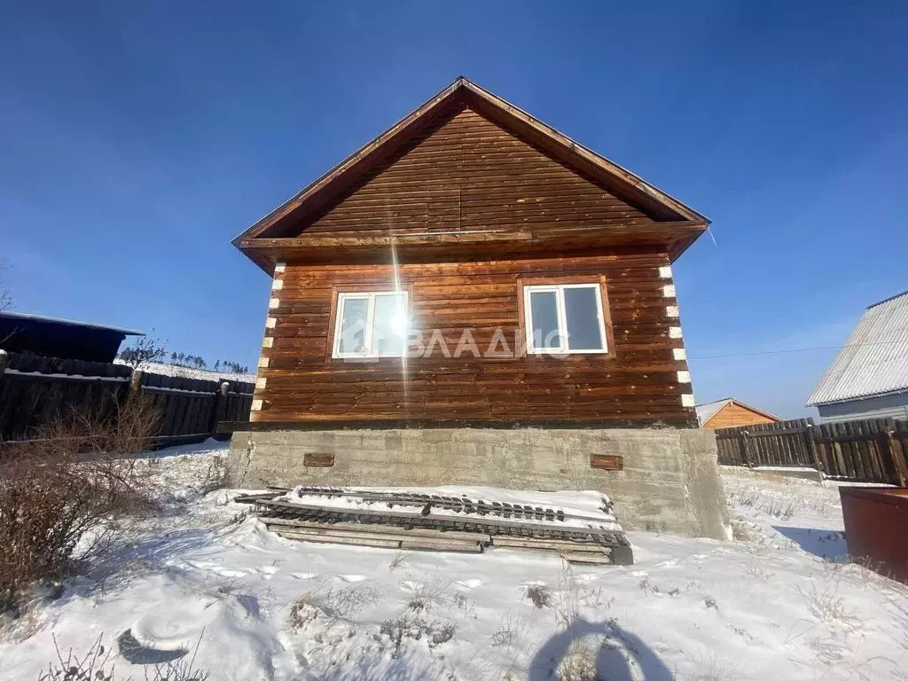 Дом в Бурятия, Иволгинский район, Сотниковское с/пос, с. Сотниково, ... - Фото 1