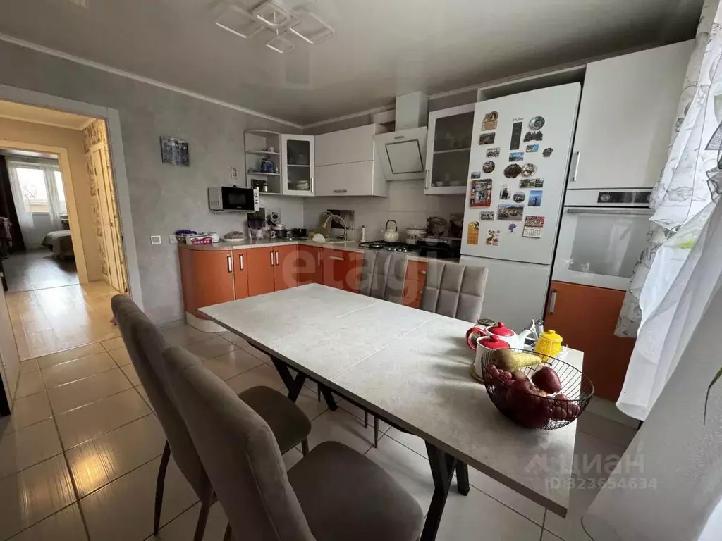 3-к кв. Саратовская область, Энгельс Харьковская ул., 10 (75.8 м) - Фото 2