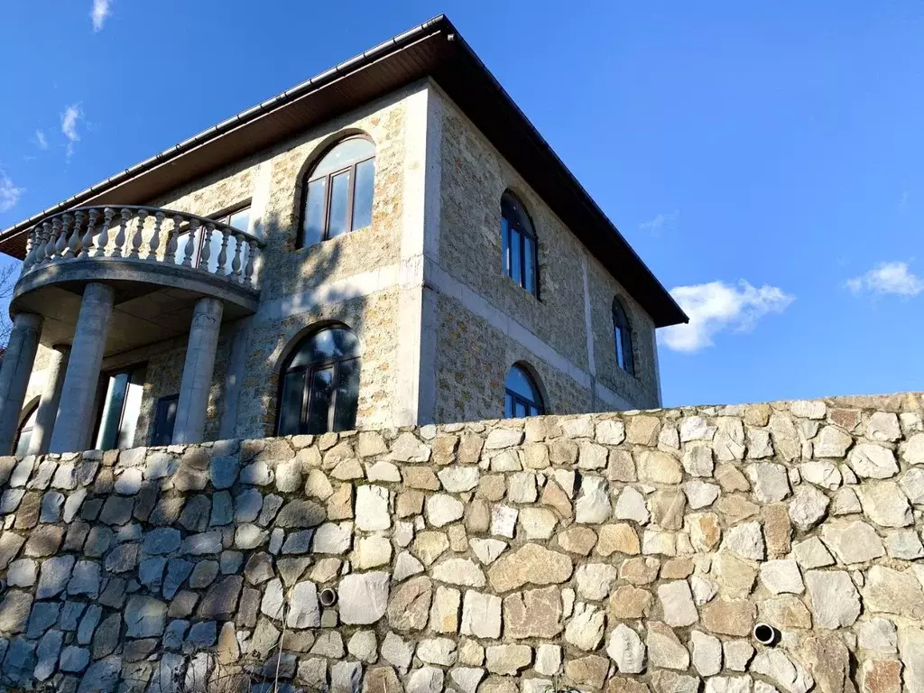 Дом в Крым, Ялта пер. Дарсановский, 20 (207 м) - Фото 0