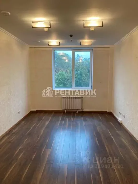 Офис в Санкт-Петербург пл. Конституции, 7 (550 м) - Фото 0