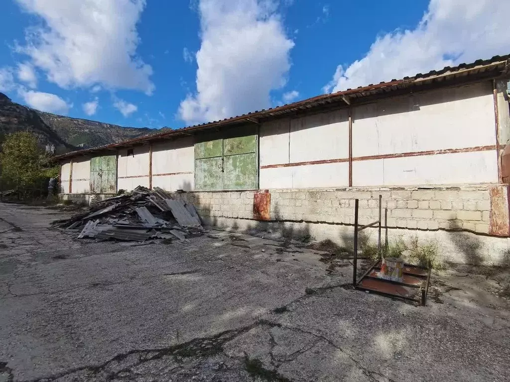 Склад в Крым, Ялта ул. Дарсановская, 12 (307 м) - Фото 1