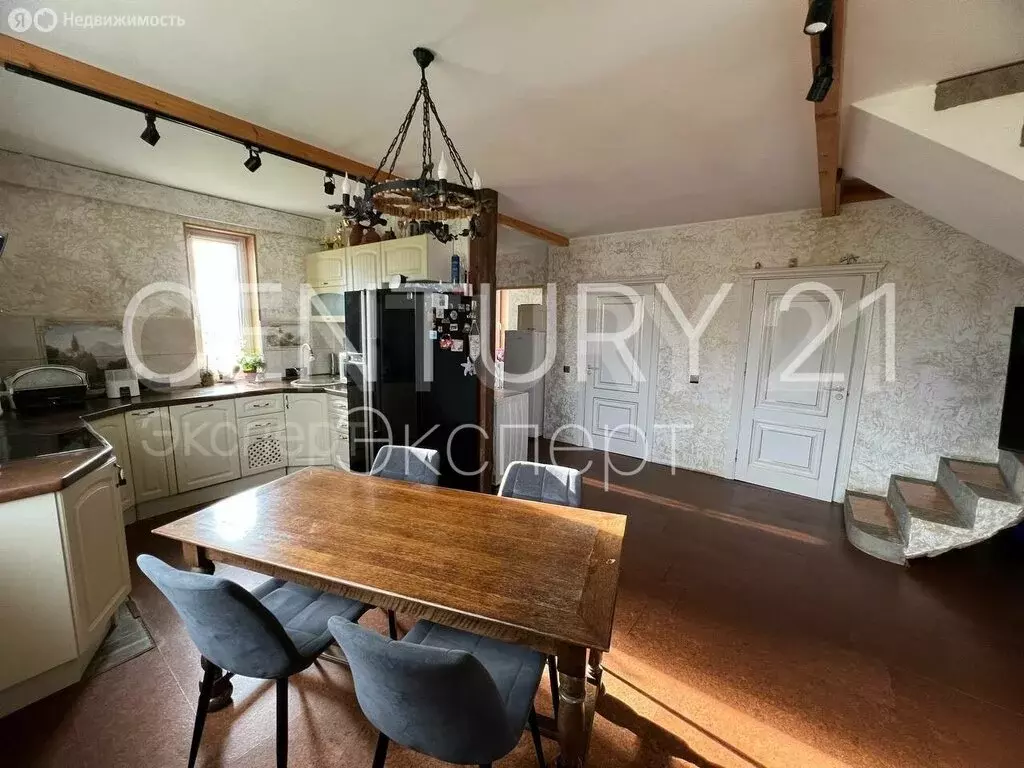 Дом в Калининградская область, Гурьевский муниципальный округ, посёлок ... - Фото 2