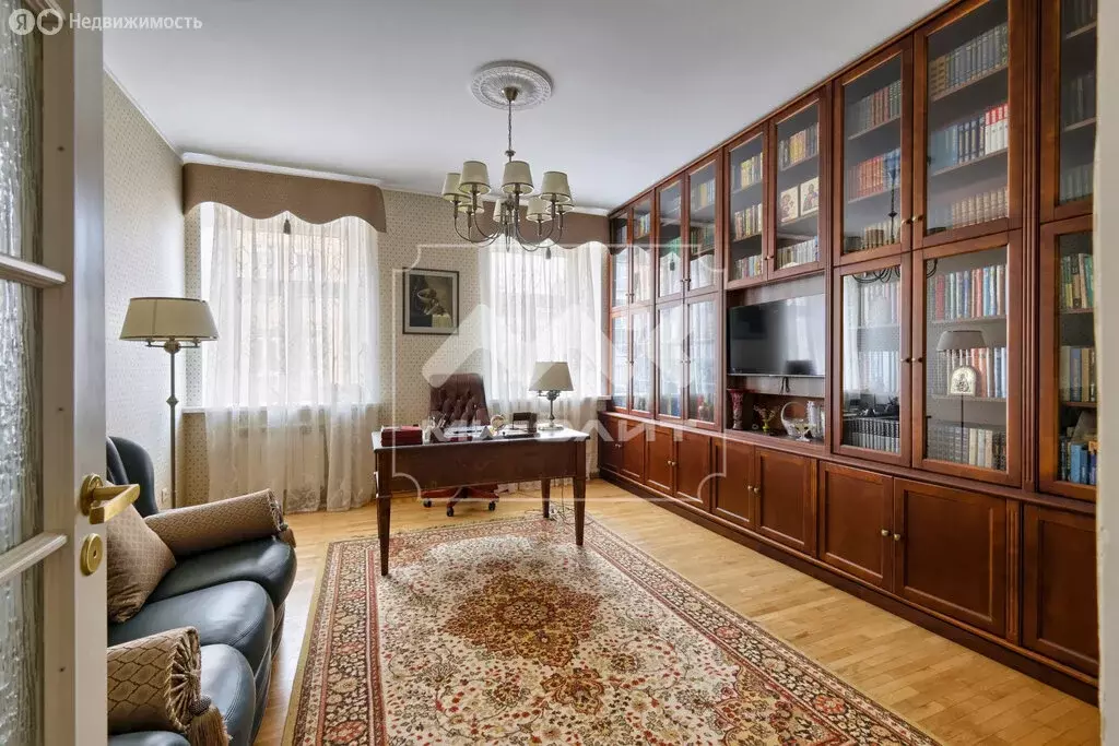 4-комнатная квартира: Санкт-Петербург, 4-я Красноармейская улица, 3 ... - Фото 1