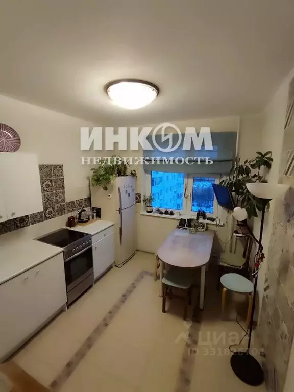 2-к кв. Москва ул. Героев Панфиловцев, 7к5 (53.6 м) - Фото 2