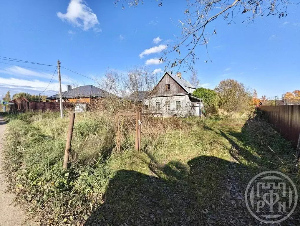 Дом в Санкт-Петербург, Санкт-Петербург, Петергоф дор. Сашинская, 4 (54 ... - Фото 0