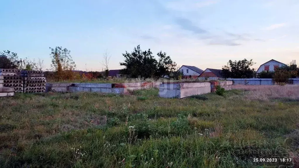 Участок в Белгородская область, Новый Оскол Светлая ул., 2 (14.5 сот.) - Фото 0
