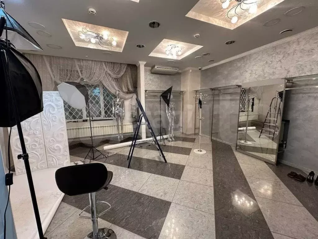 Сдам помещение свободного назначения, 65 м - Фото 0