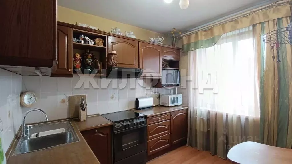4-к кв. Новосибирская область, Новосибирск Троллейная ул., 132 (77.4 ... - Фото 1