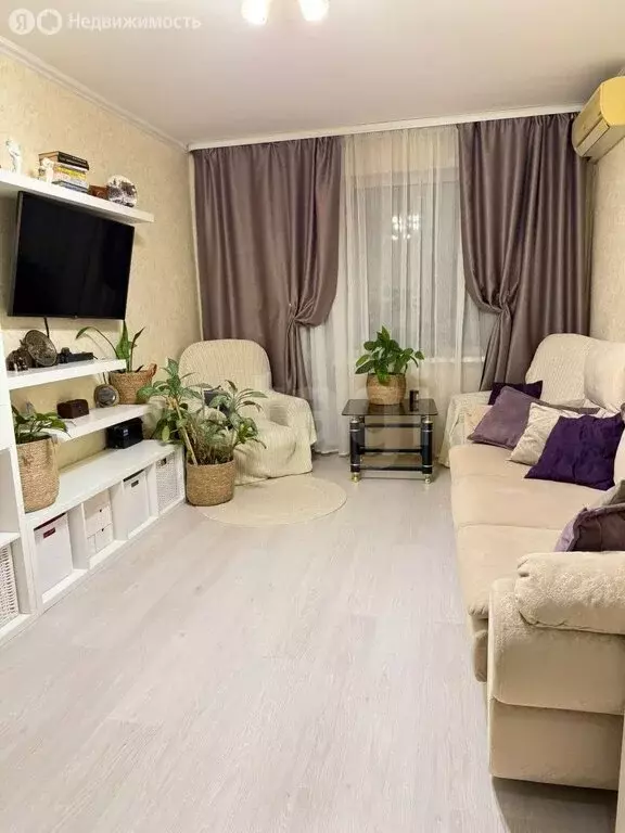 2-комнатная квартира: Пермь, улица Крисанова, 8 (43.2 м) - Фото 1