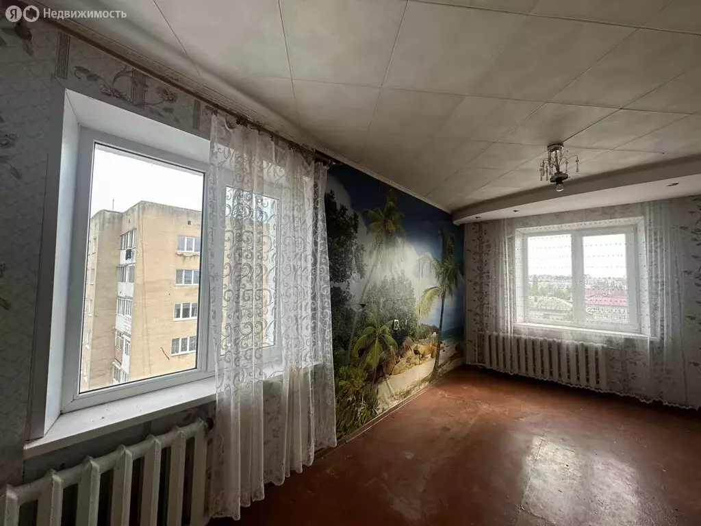 4-комнатная квартира: Туймазы, улица 70 лет Октября, 11 (78.6 м) - Фото 1