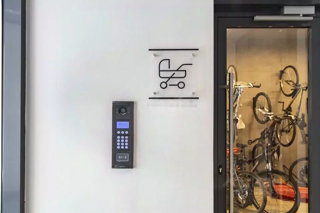 Студия Тюменская область, Тюмень ул. 50 лет Октября, 57В (20.8 м) - Фото 1