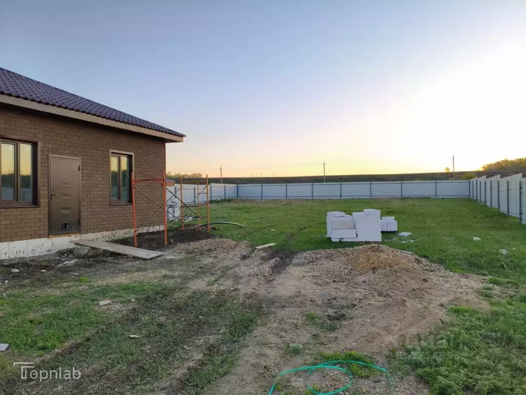 Дом в Оренбургская область, Гайский муниципальный округ, пос. Репино ... - Фото 2