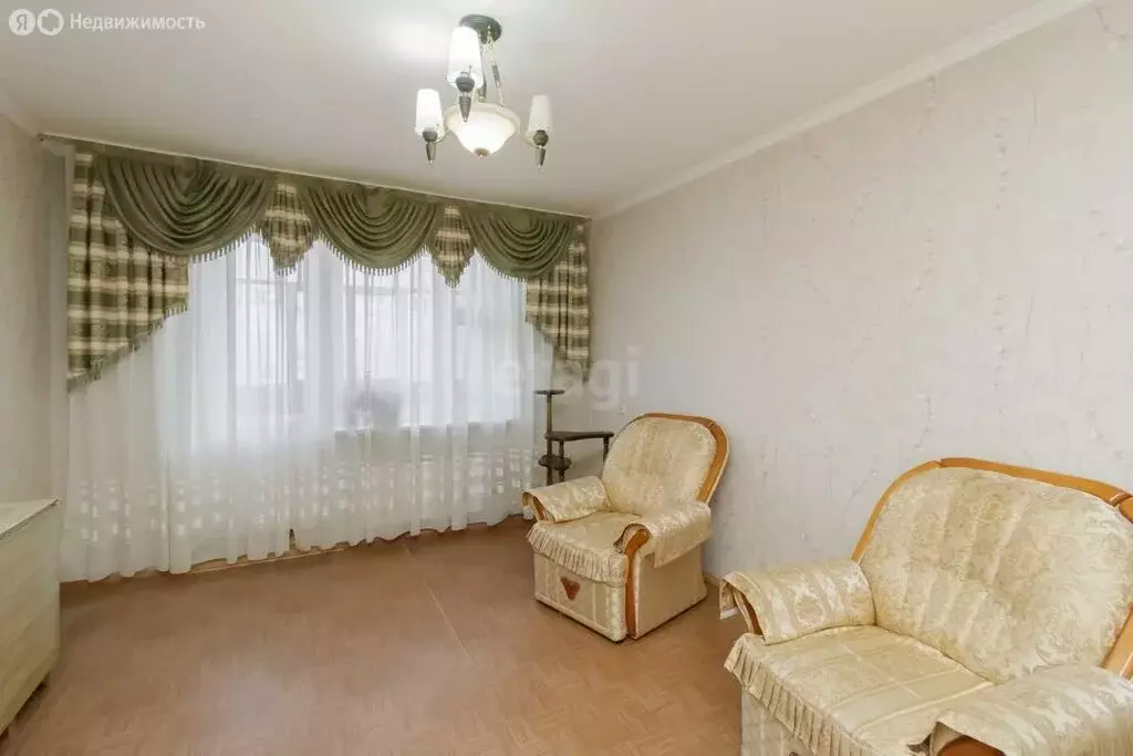 2-комнатная квартира: Тюмень, 6-й микрорайон, улица Валерии ... - Фото 2