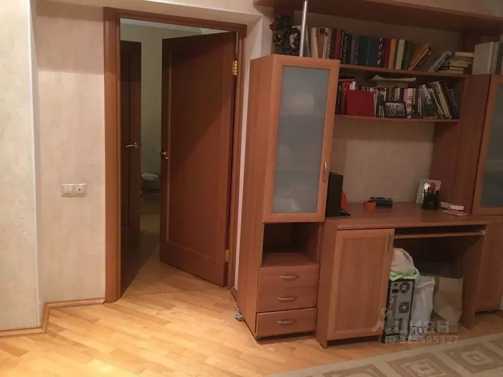 Комната Нижегородская область, Нижний Новгород Нижне-Печерская ул., 13 - Фото 2