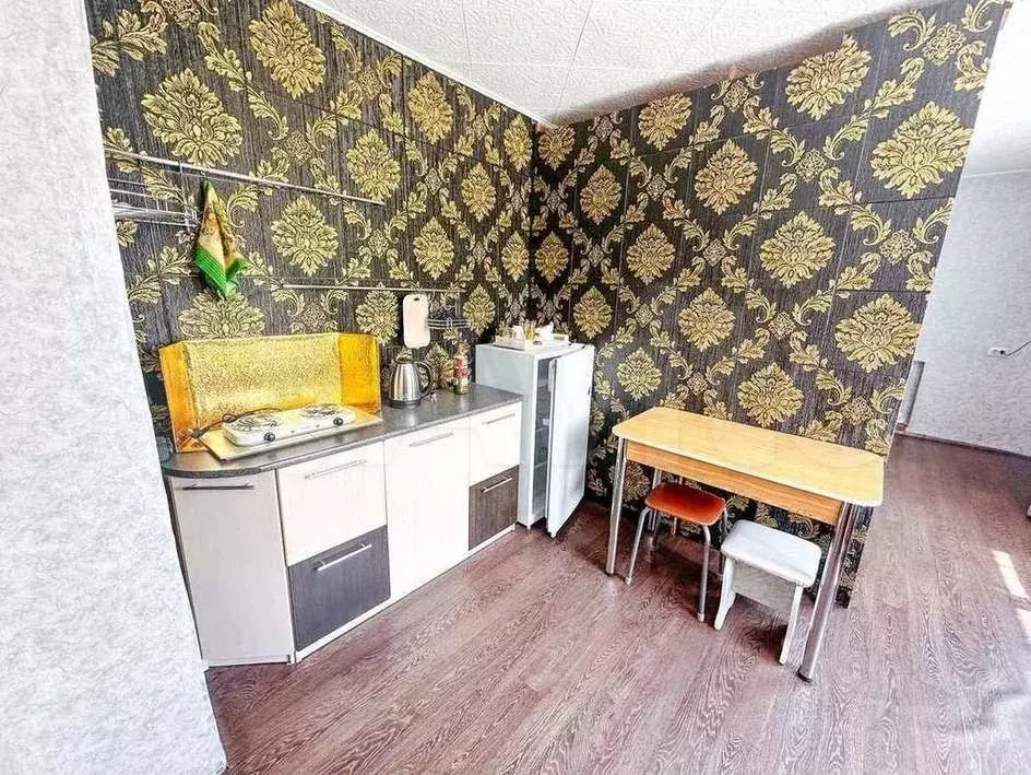 Комната 11 м в 1-к., 4/4 эт. - Фото 0
