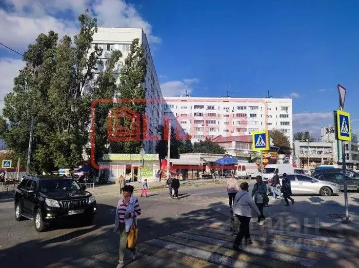 Торговая площадь в Севастополь ул. Генерала Хрюкина, 1 (90 м) - Фото 1
