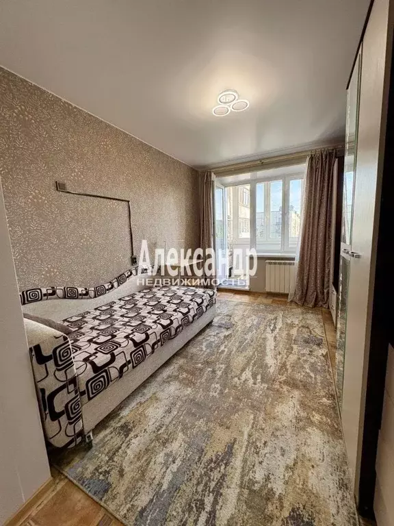 Комната Санкт-Петербург Сиреневый бул., 9 (12.2 м) - Фото 1