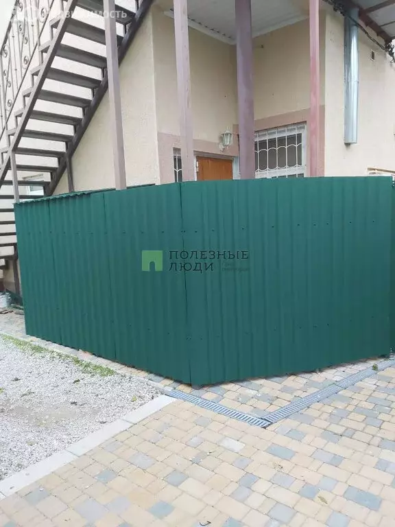 4-комнатная квартира: Евпатория, улица Горького, 15А (80 м) - Фото 1