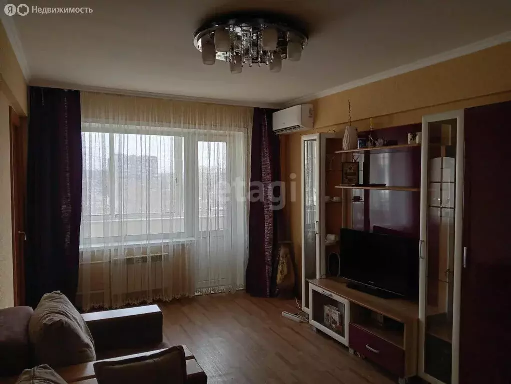 3-комнатная квартира: Ачинск, 7-й микрорайон, 28А (65.3 м) - Фото 1